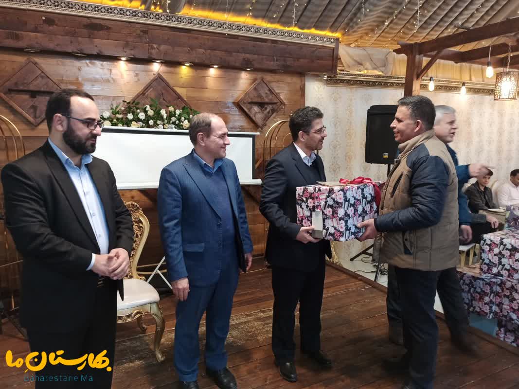 همایش-تجلیل-و-تقدیر-از-پرسنل-سازمان-حمل-و-نقل-شهرداری-بهارستان